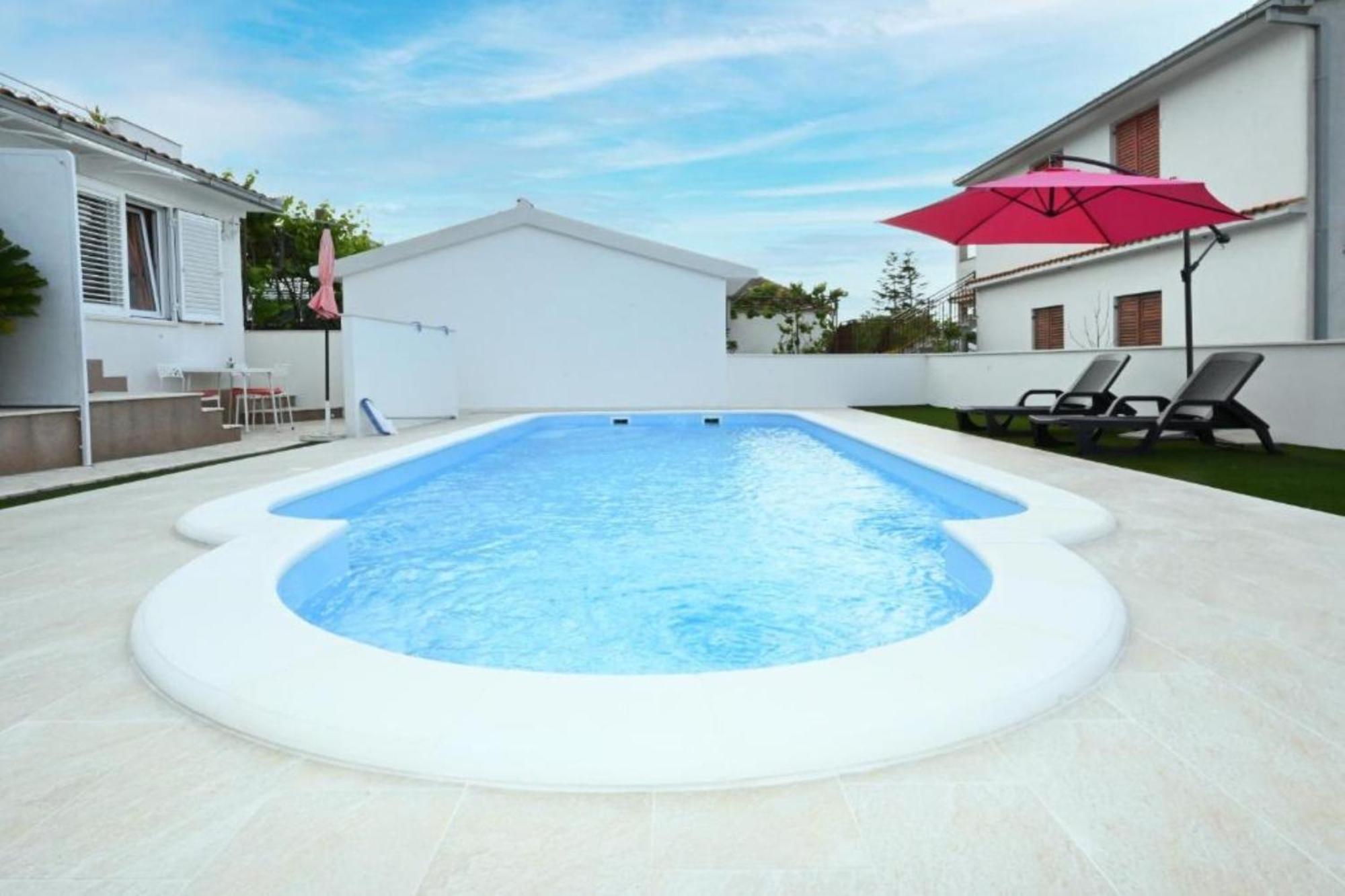 Apartments Mihovilovic - 50 M From Beach Slatine Exteriör bild